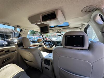 2004 Cadillac Escalade ESV   - Photo 24 - San Leandro, CA 94578
