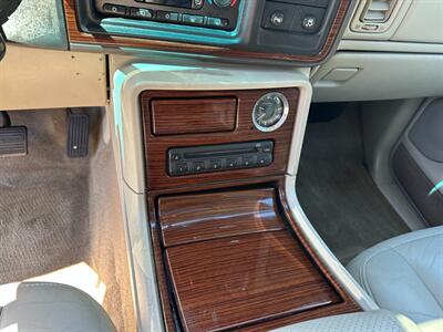 2004 Cadillac Escalade ESV   - Photo 19 - San Leandro, CA 94578
