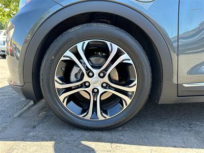 2017 Chevrolet Bolt EV Premier   - Photo 9 - San Leandro, CA 94578