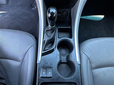 2013 Hyundai SONATA Hybrid   - Photo 21 - San Leandro, CA 94578