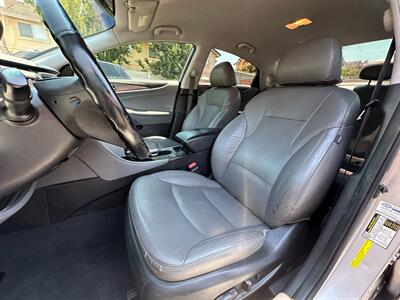 2013 Hyundai SONATA Hybrid   - Photo 12 - San Leandro, CA 94578