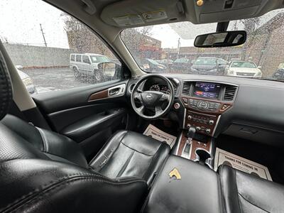 2017 Nissan Pathfinder Platinum   - Photo 16 - San Leandro, CA 94578
