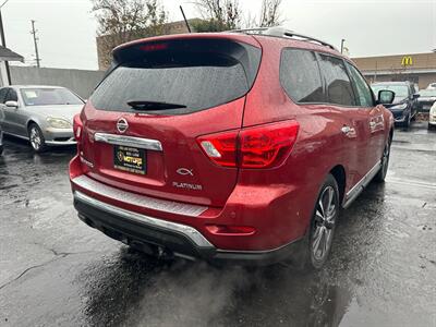 2017 Nissan Pathfinder Platinum   - Photo 5 - San Leandro, CA 94578