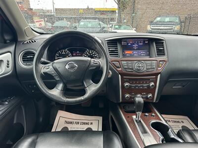 2017 Nissan Pathfinder Platinum   - Photo 18 - San Leandro, CA 94578