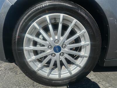 2013 Ford C-MAX Energi SEL - Photo 8 - San Leandro, CA 94578