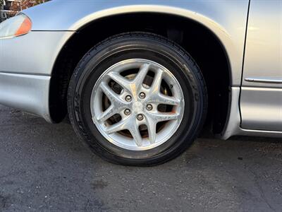 2002 Dodge Intrepid SE - Photo 9 - San Leandro, CA 94578