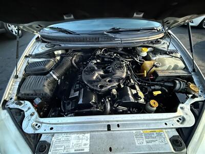 2002 Dodge Intrepid SE - Photo 10 - San Leandro, CA 94578