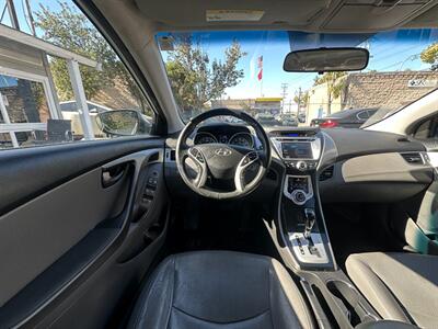 2011 Hyundai ELANTRA Limited - Photo 16 - San Leandro, CA 94578