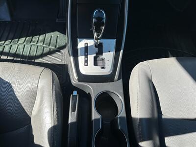 2011 Hyundai ELANTRA Limited - Photo 19 - San Leandro, CA 94578