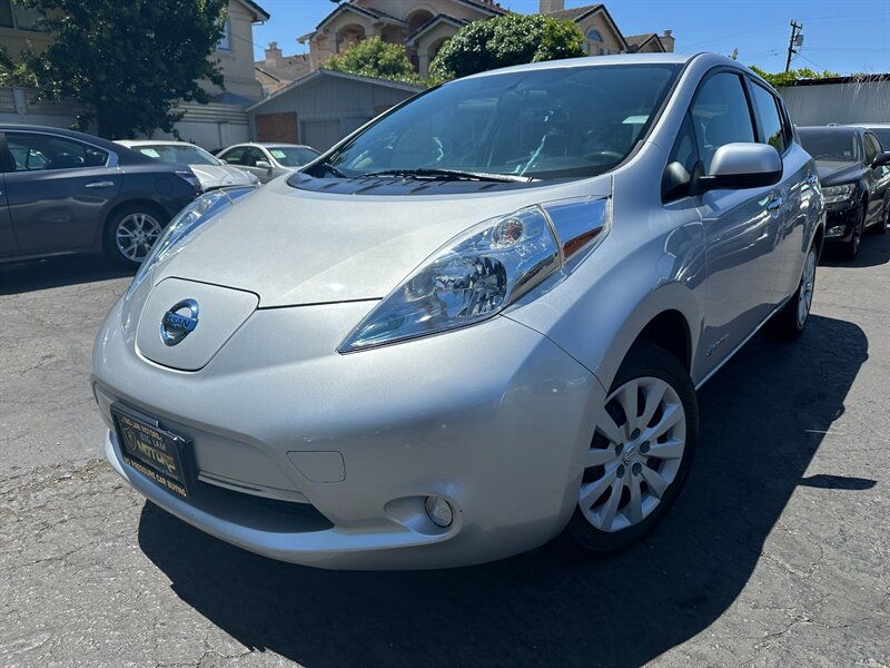 2017 Nissan LEAF S  