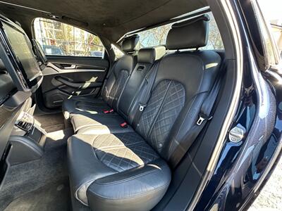 2013 Audi S8 4.0T quattro   - Photo 22 - San Leandro, CA 94578