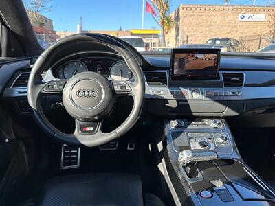 2013 Audi S8 4.0T quattro   - Photo 16 - San Leandro, CA 94578