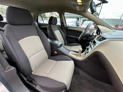 2009 Chevrolet Malibu Hybrid - Photo 12 - San Leandro, CA 94578