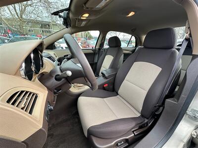 2009 Chevrolet Malibu Hybrid - Photo 11 - San Leandro, CA 94578