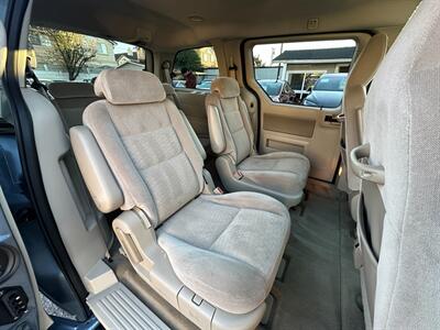 2005 Ford Freestar SE   - Photo 22 - San Leandro, CA 94578