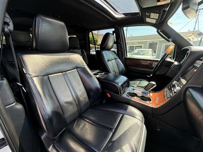 2017 Lincoln Navigator Select   - Photo 13 - San Leandro, CA 94578