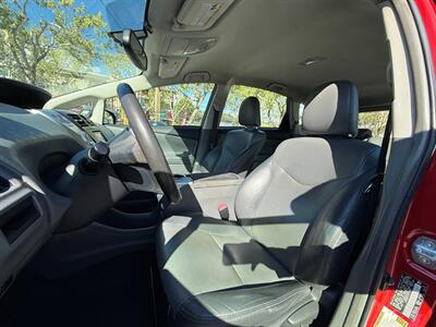2012 Toyota Prius v Five   - Photo 12 - San Leandro, CA 94578