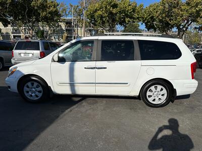 2008 Hyundai Entourage GLS - Photo 8 - San Leandro, CA 94578