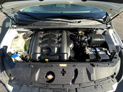 2008 Hyundai Entourage GLS - Photo 10 - San Leandro, CA 94578