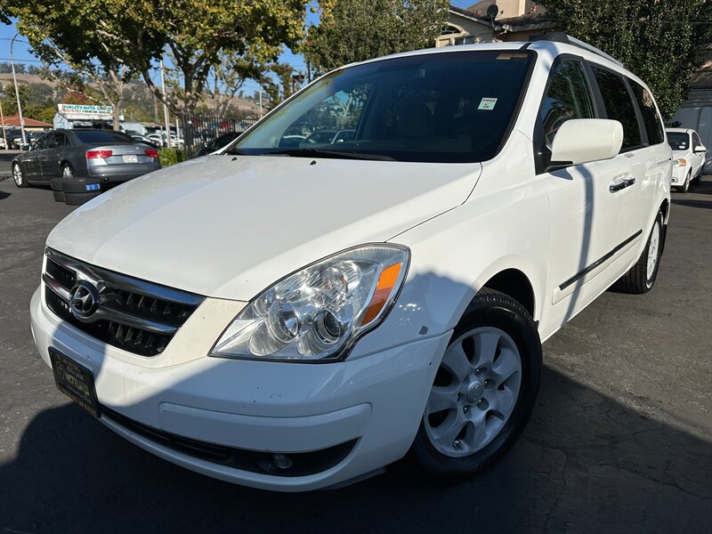 2008 Hyundai Entourage GLS   - Photo 1 - San Leandro, CA 94578