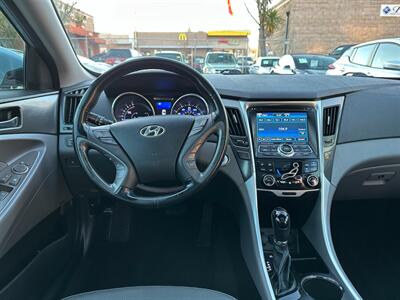2014 Hyundai SONATA Hybrid Limited   - Photo 17 - San Leandro, CA 94578