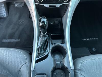 2014 Hyundai SONATA Hybrid Limited   - Photo 20 - San Leandro, CA 94578