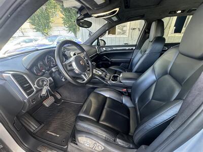 2012 Porsche Cayenne Turbo   - Photo 9 - San Leandro, CA 94578