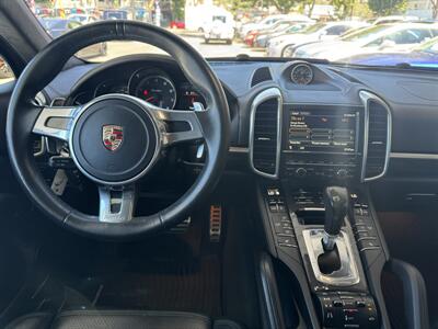 2012 Porsche Cayenne Turbo   - Photo 16 - San Leandro, CA 94578