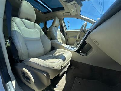 2010 Volvo XC60 T6   - Photo 12 - San Leandro, CA 94578