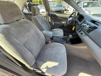 2002 Toyota Camry LE   - Photo 13 - San Leandro, CA 94578