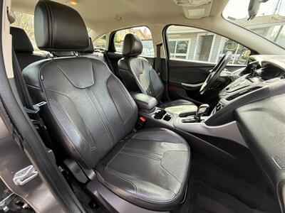 2013 Ford Focus SE   - Photo 13 - San Leandro, CA 94578