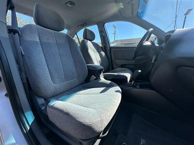 2005 Hyundai ELANTRA GLS - Photo 13 - San Leandro, CA 94578