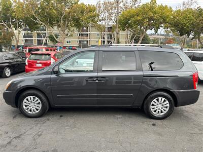 2012 Kia Sedona LX - Photo 8 - San Leandro, CA 94578