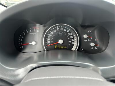 2012 Kia Sedona LX - Photo 23 - San Leandro, CA 94578