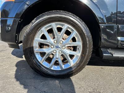 2017 Ford Expedition Limited   - Photo 9 - San Leandro, CA 94578