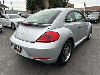 2015 Volkswagen Beetle 1.8T Classic PZEV   - Photo 5 - San Leandro, CA 94578