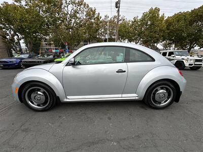 2015 Volkswagen Beetle 1.8T Classic PZEV   - Photo 8 - San Leandro, CA 94578