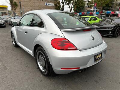 2015 Volkswagen Beetle 1.8T Classic PZEV   - Photo 7 - San Leandro, CA 94578