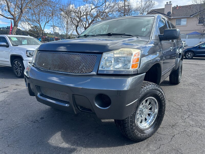 2007 Nissan Titan LE