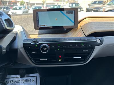 2014 BMW i3   - Photo 19 - San Leandro, CA 94578