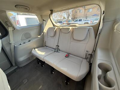 2016 Kia Sedona L   - Photo 22 - San Leandro, CA 94578