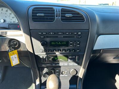 2002 Ford Thunderbird Deluxe   - Photo 15 - San Leandro, CA 94578