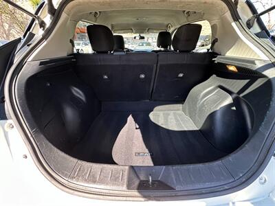 2018 Nissan LEAF SV   - Photo 11 - San Leandro, CA 94578