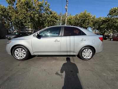 2011 Kia Forte EX   - Photo 8 - San Leandro, CA 94578