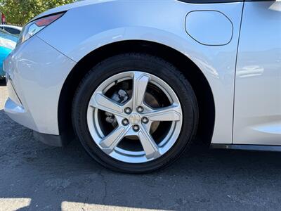 2017 Chevrolet Volt LT   - Photo 9 - San Leandro, CA 94578