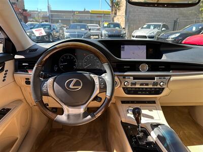 2013 Lexus ES 350   - Photo 17 - San Leandro, CA 94578