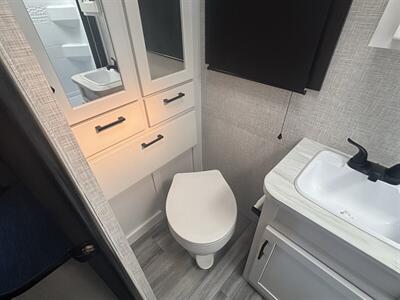 2024 JAYCO 173MRB JAY FEATHER MICRO - Photo 17 - Albuquerque, NM 87108