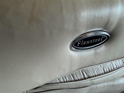 2005 Tiffin 37DB ALLEGRO BAY - Photo 12 - Albuquerque, NM 87108