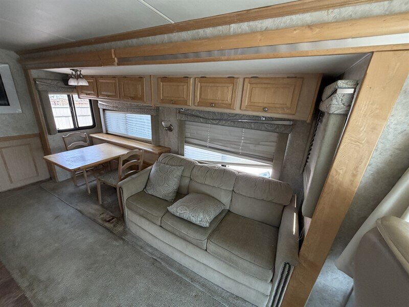 2005 Tiffin 37DB ALLEGRO BAY - Photo 18 - Albuquerque, NM 87108