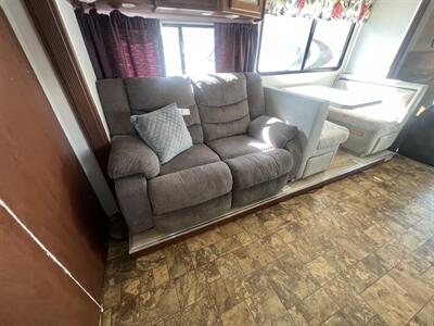 2012 Jayco Gray Hawk 31FK   - Photo 36 - Albuquerque, NM 87108